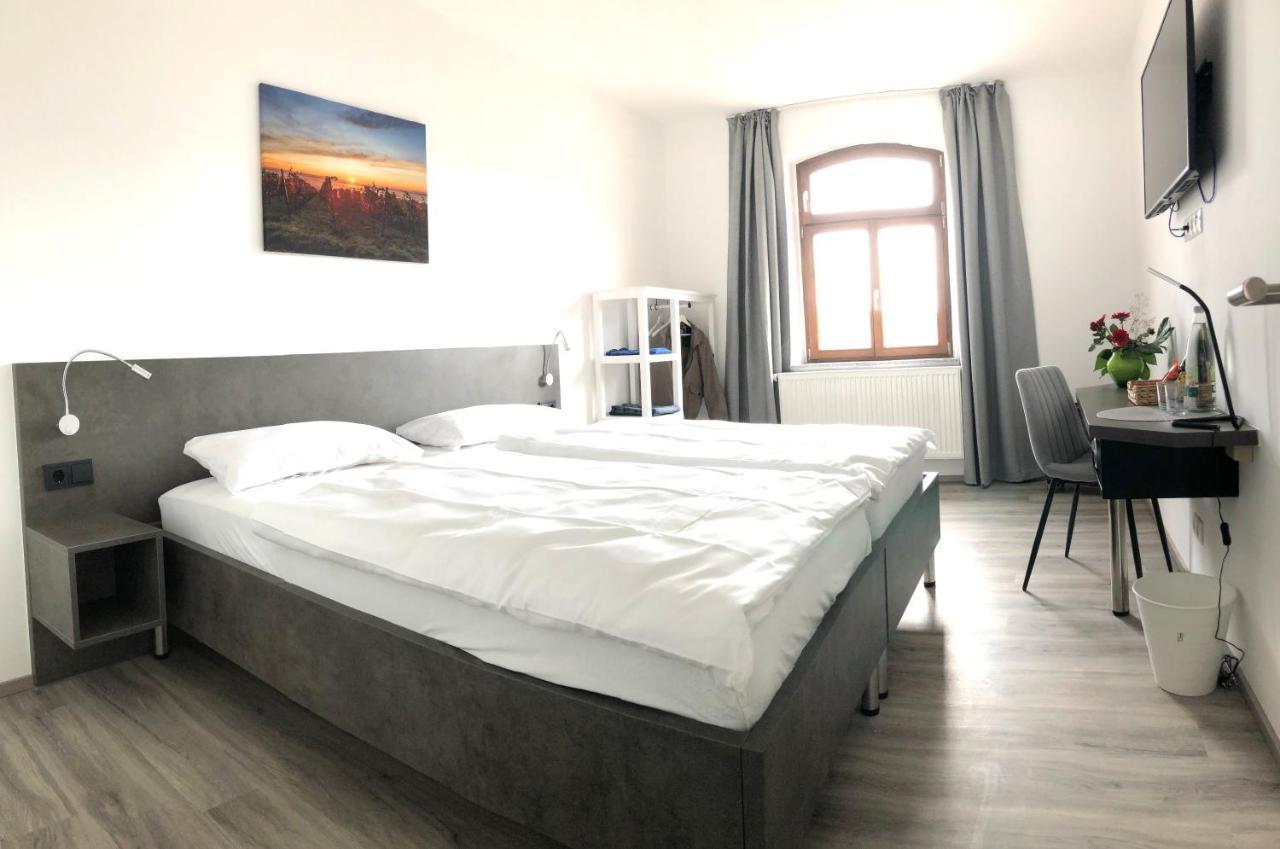 Vinotel Weinstrasse Herxheim am Berg 외부 사진