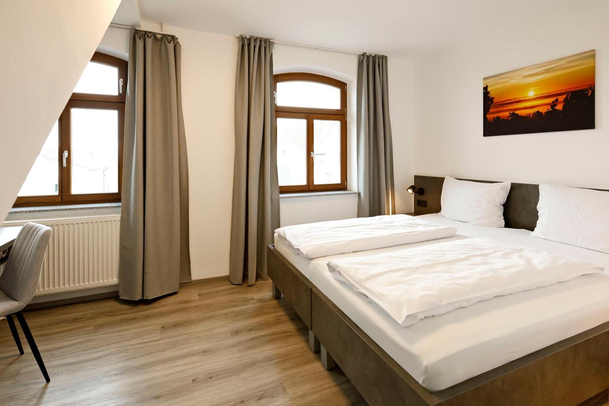 Vinotel Weinstrasse Herxheim am Berg 외부 사진